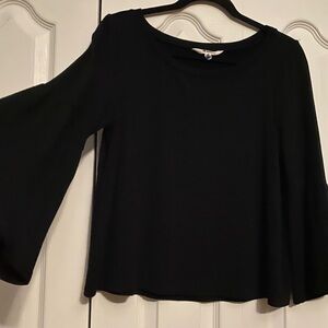BB Dakota Black Bell Sleeve Top super soft